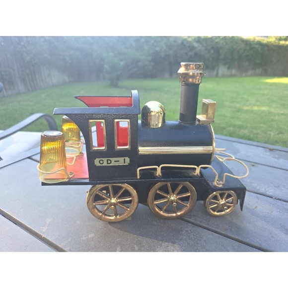 Vintage 60's/70's Musical Train Decanter & Shot Glass Set Iron Horse Locomotive - Picture 2 of 7